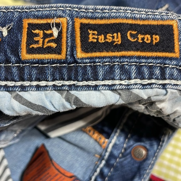 Rock Revival “BORIS” Easy Crop Distressed Denim Jean Size 32x25 - Picture 7 of 12